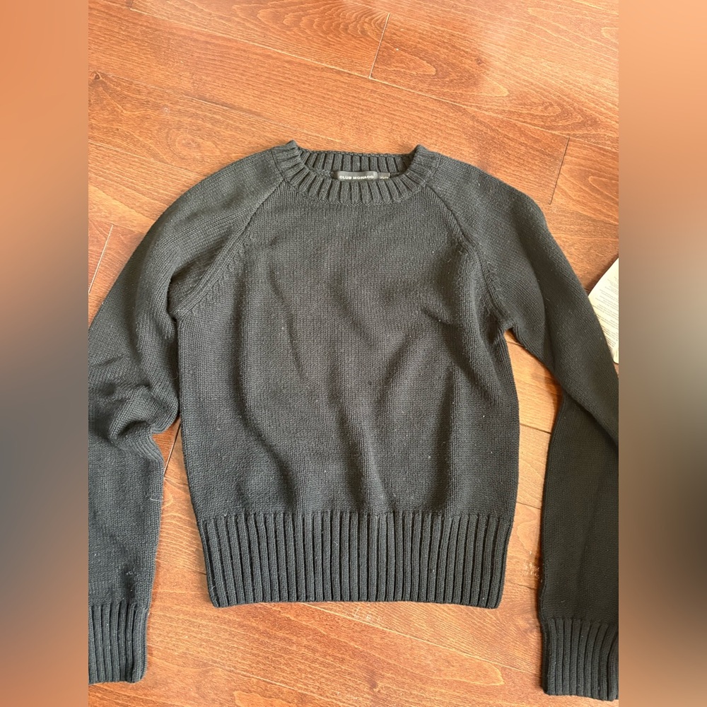 100% Cotton Club Monaco Sweater